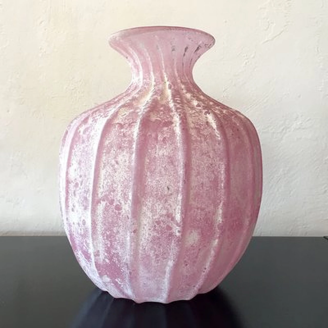 Pink scavo glass vase by Seguso, 1950s 1