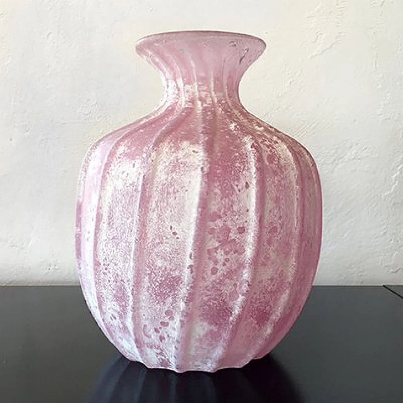 Pink scavo glass vase by Seguso, 1950s 4