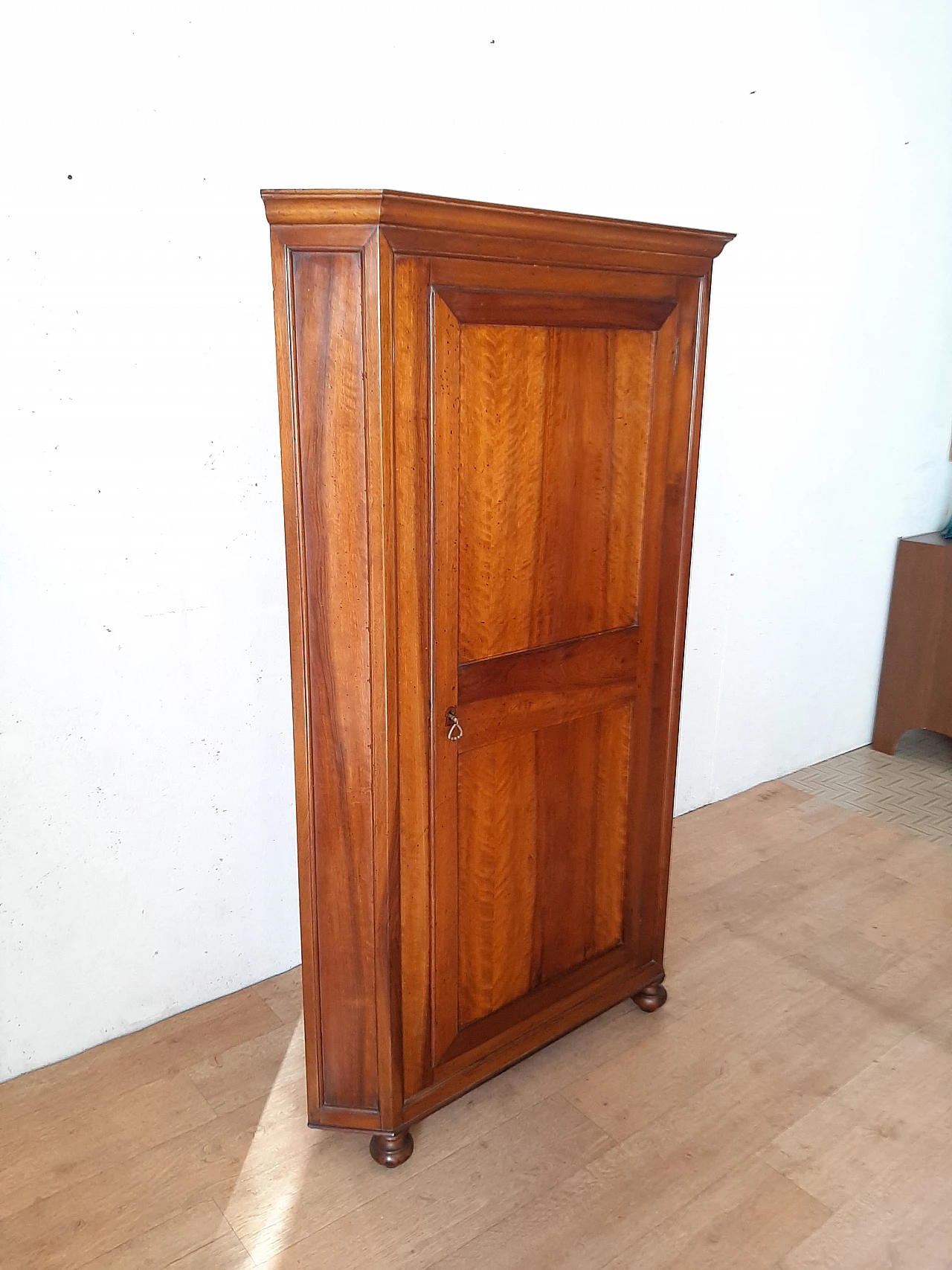 Louis Philippe solid walnut corner cabinet, late 19th century 2