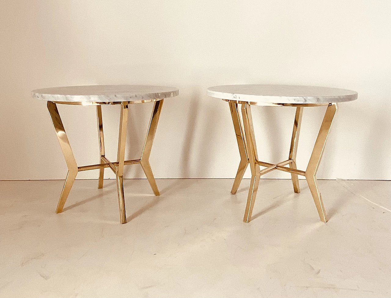 Pair of brass coffee tables with Carrara marble top, 1960s 3