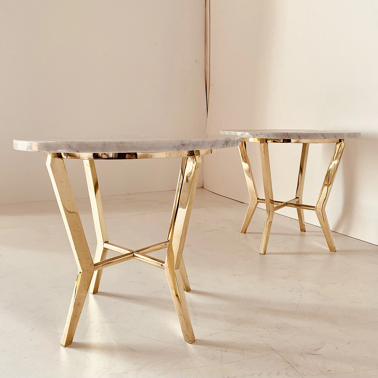 Pair of brass coffee tables with Carrara marble top, 1960s 4