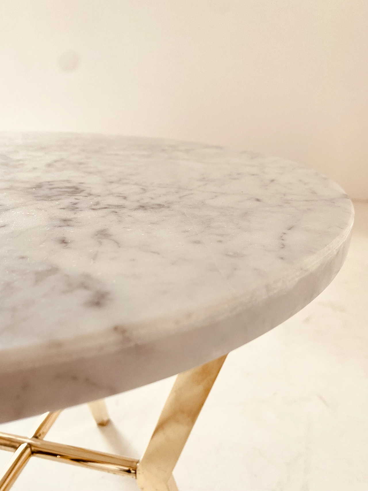 Pair of brass coffee tables with Carrara marble top, 1960s 8