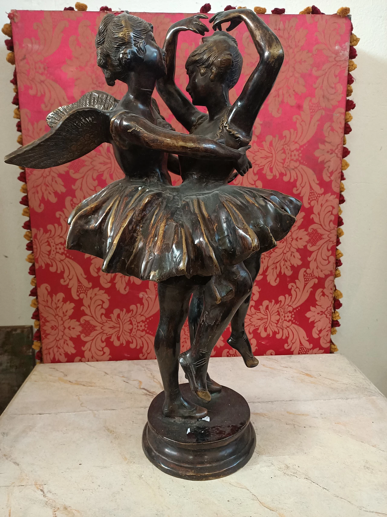 Bronze sculpture of dancers, early 20th century 2