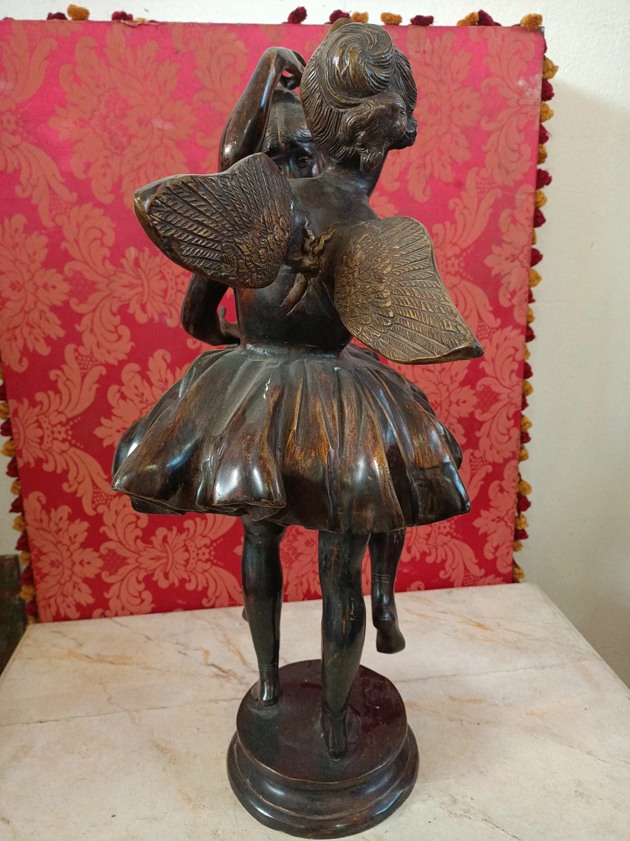 Bronze sculpture of dancers, early 20th century 3