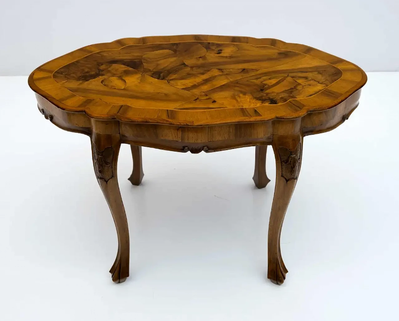 Baroque style walnut coffee table, early 20th century 4