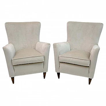 Pair of ivory velvet armchairs attributed to Gio Ponti for ISA Bergamo, 1950s