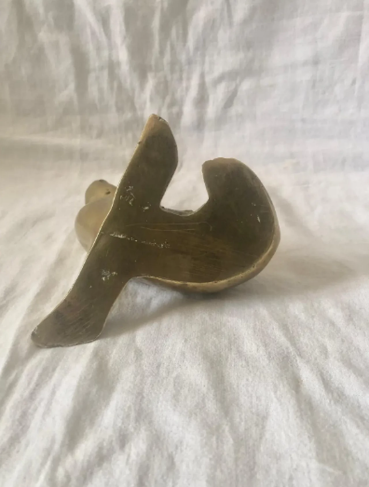 Satin-finished brass seal sculpture, 1960s 10