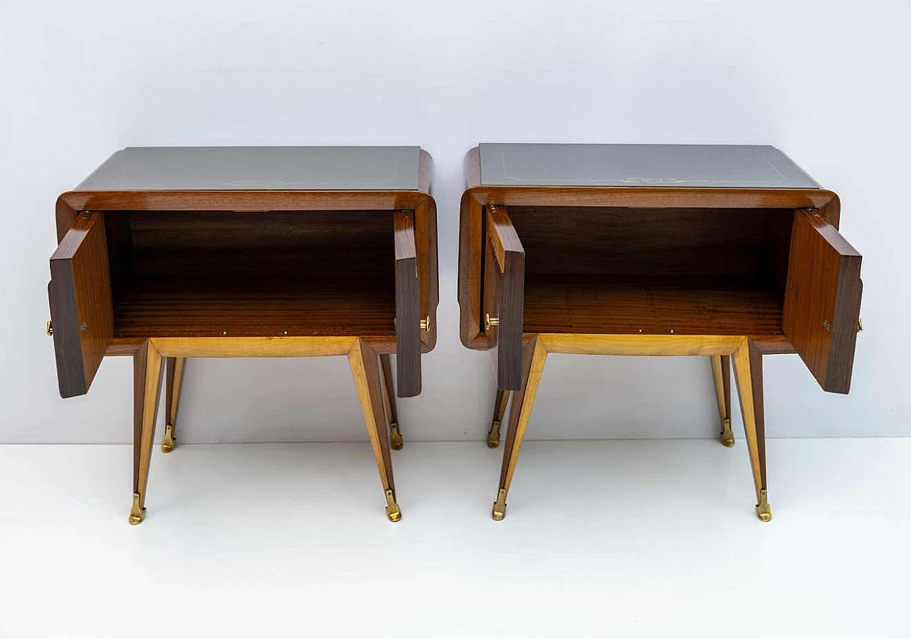 Pair of mid-century Italian bedside tables in maple and walnut, 1950s 4