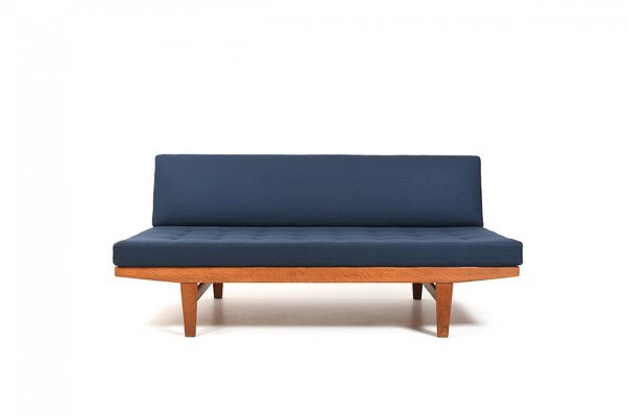 Oak H9 daybed by Poul M. Volther for FDB Møbler, 1960s 1