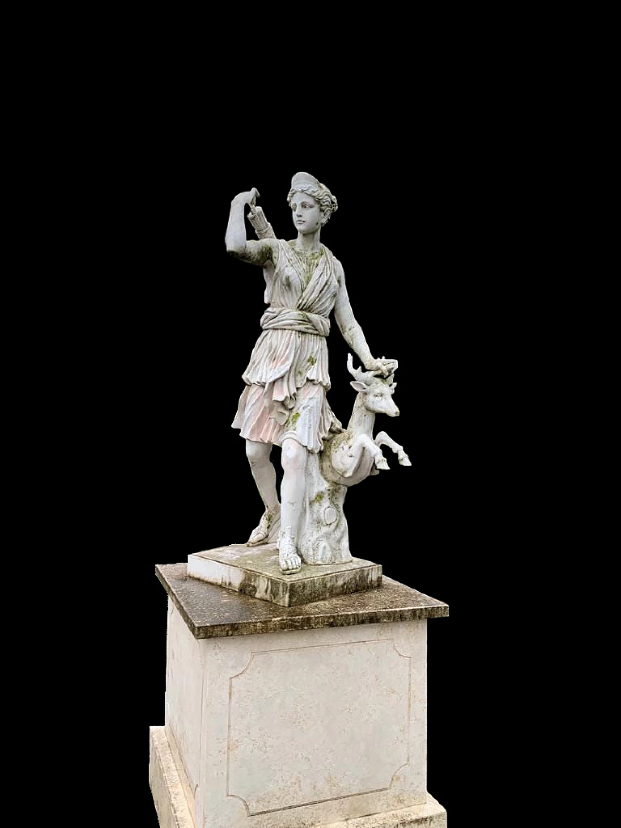 Carrara marble sculpture of Diana the Huntress, 18th century 2