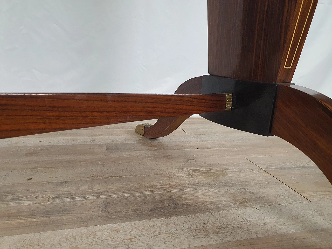 Mahogany oval dining table with decorated glass top, 1950s 29