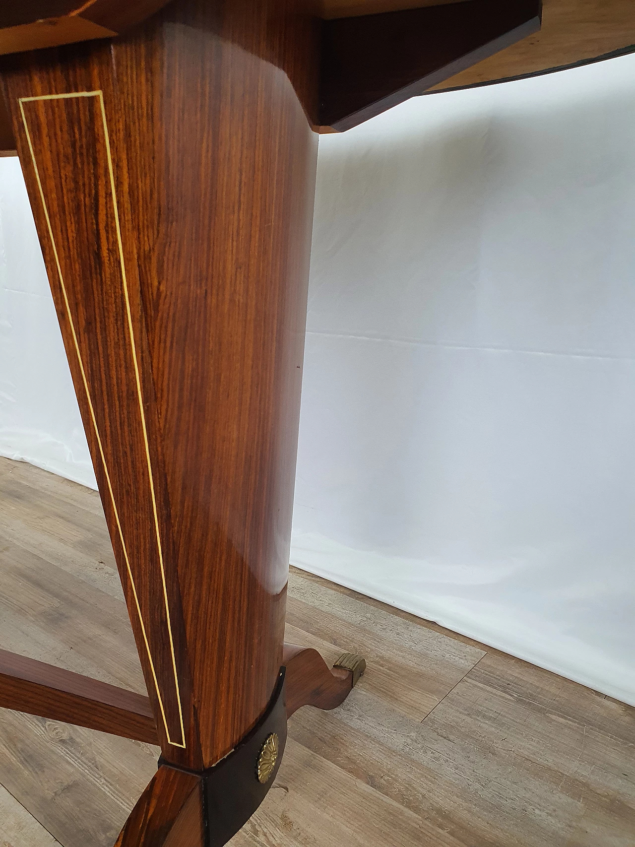 Mahogany oval dining table with decorated glass top, 1950s 33