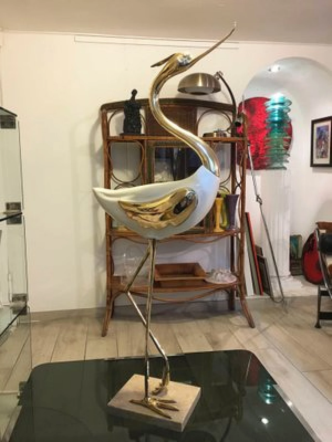 Scultura di airone in legno laccato e bronzo di Antonio Pavia, anni '70 4