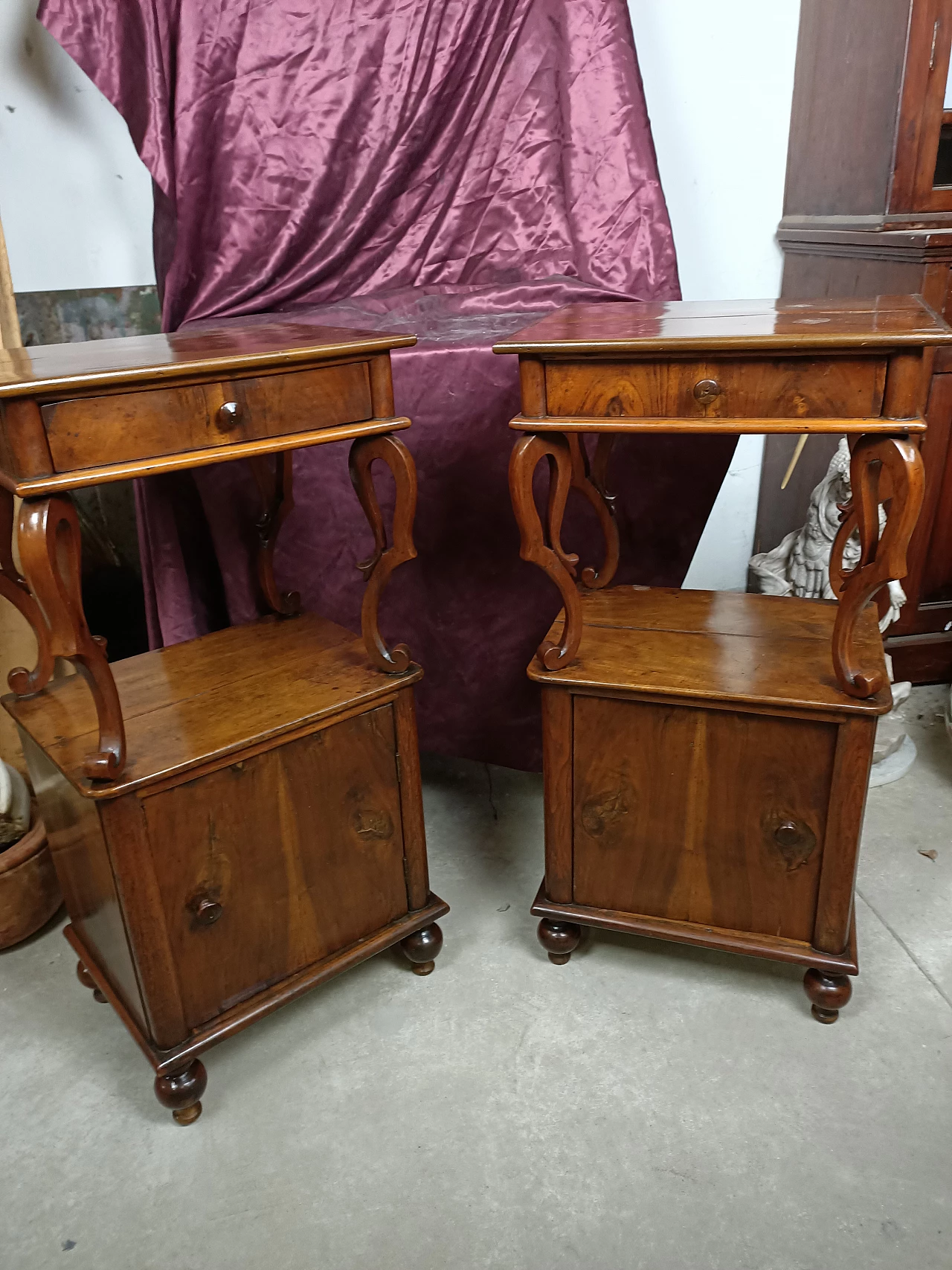 Pair of Louis Philippe walnut bedside tables, late 19th century 1