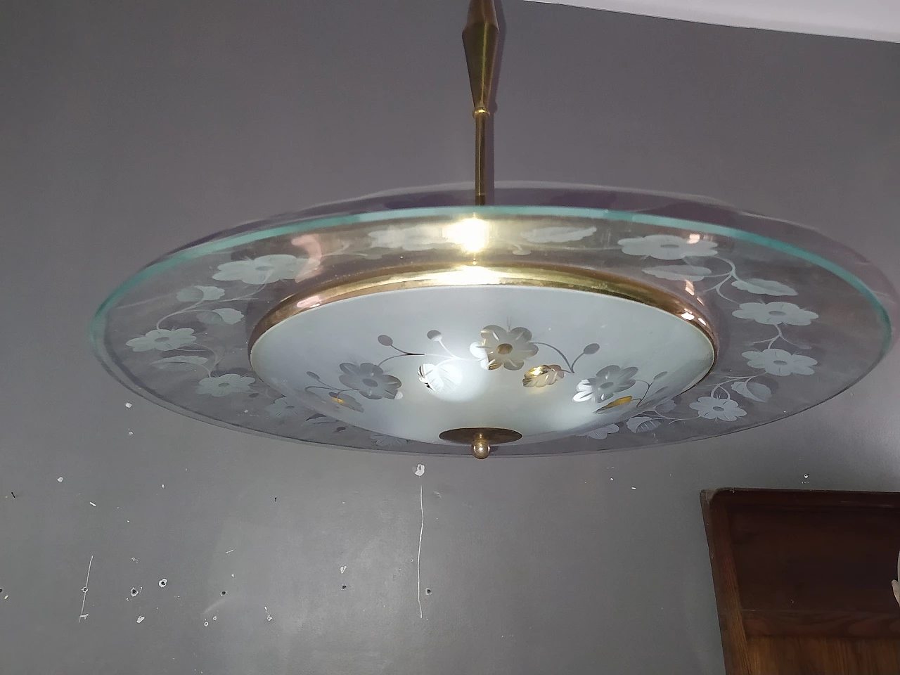 Glass and brass chandelier in the style of Pietro Chiesa, 1950s 8