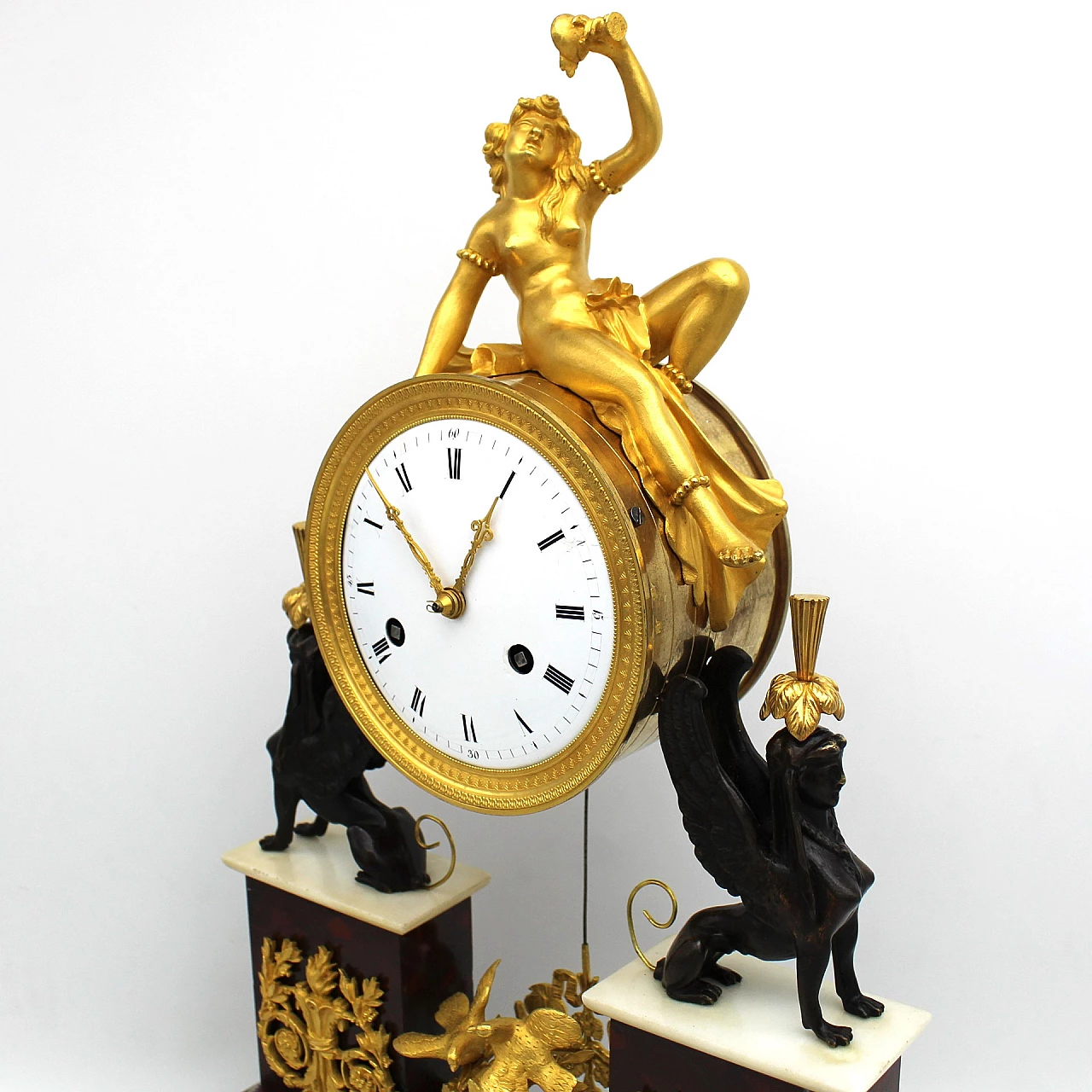 Directoire bronze and marble table pendulum clock, late 18th century 4