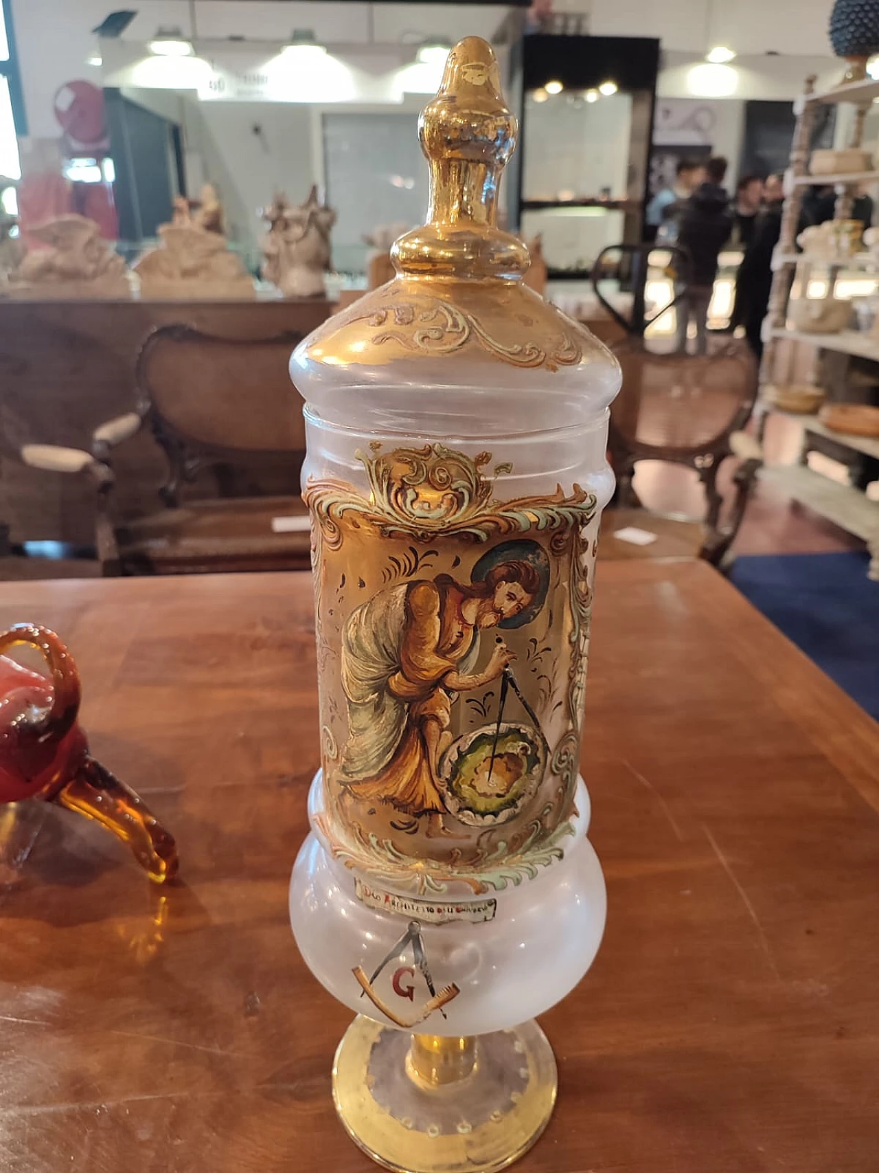 Painted and gilded blown glass apothecary vase, early 20th century 3