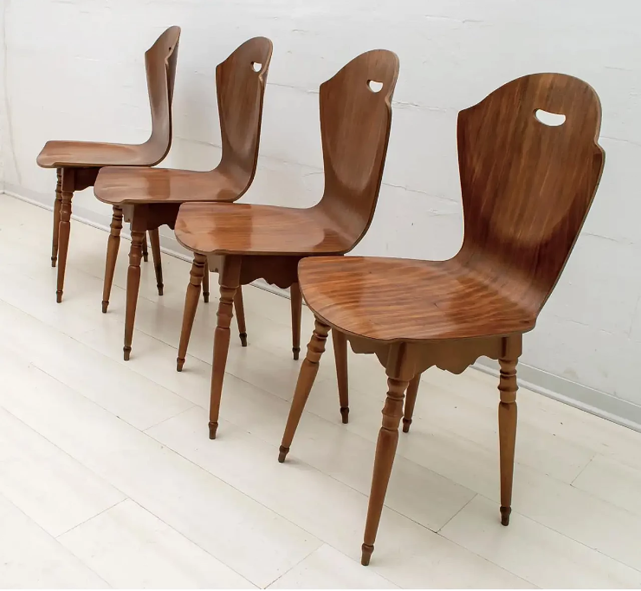 4 Chairs in curved teak plywood and beech, 1950s 4