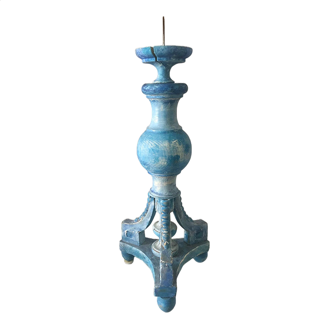 Carved and pickled blue wood candle holder, 1920s 13