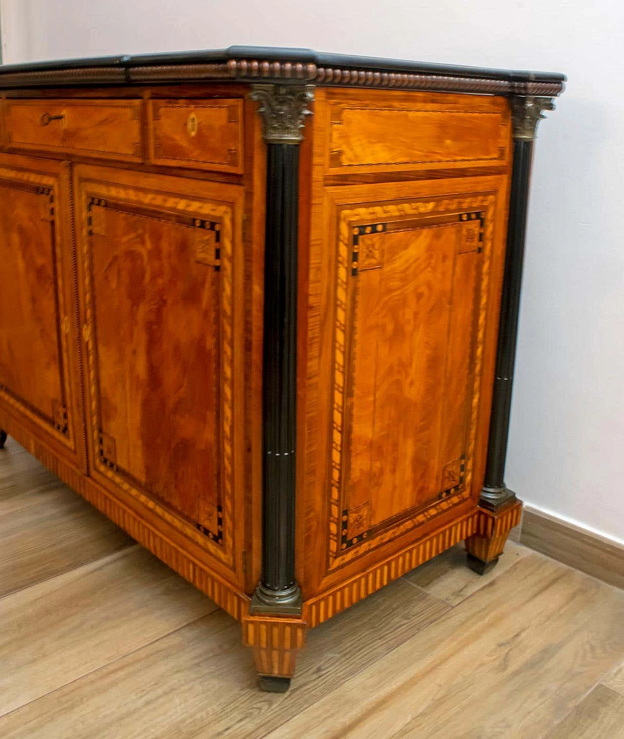 Napoleon III sideboard inlaid with geometric floral motifs, 1850 5