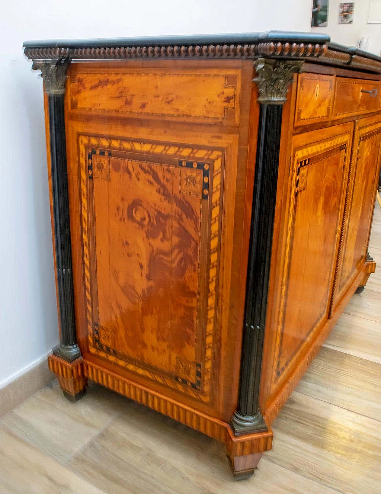 Napoleon III sideboard inlaid with geometric floral motifs, 1850 9