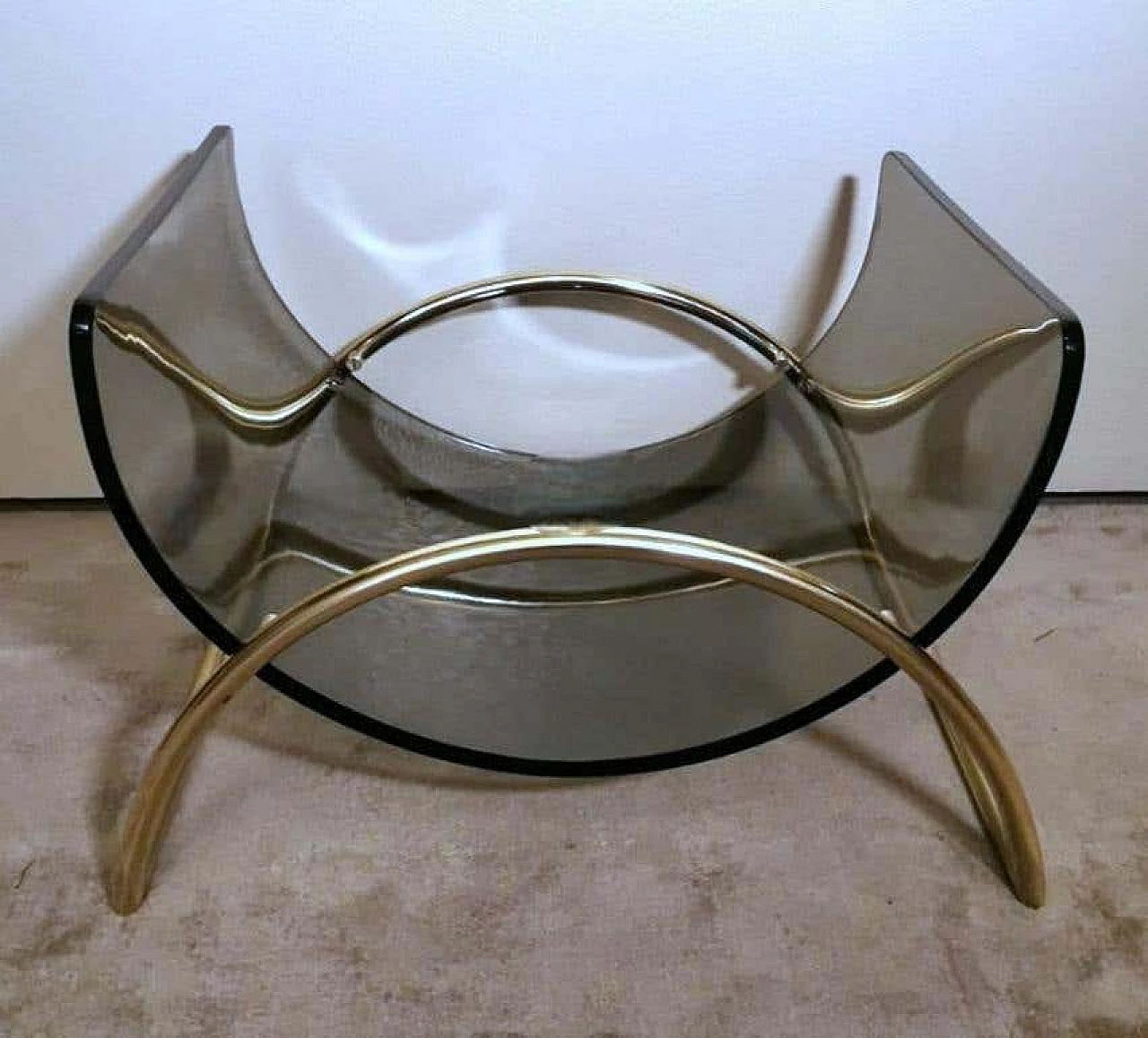 Smoked crystal and brass magazine rack attributed to Gallotti & Radice, 1970s 3