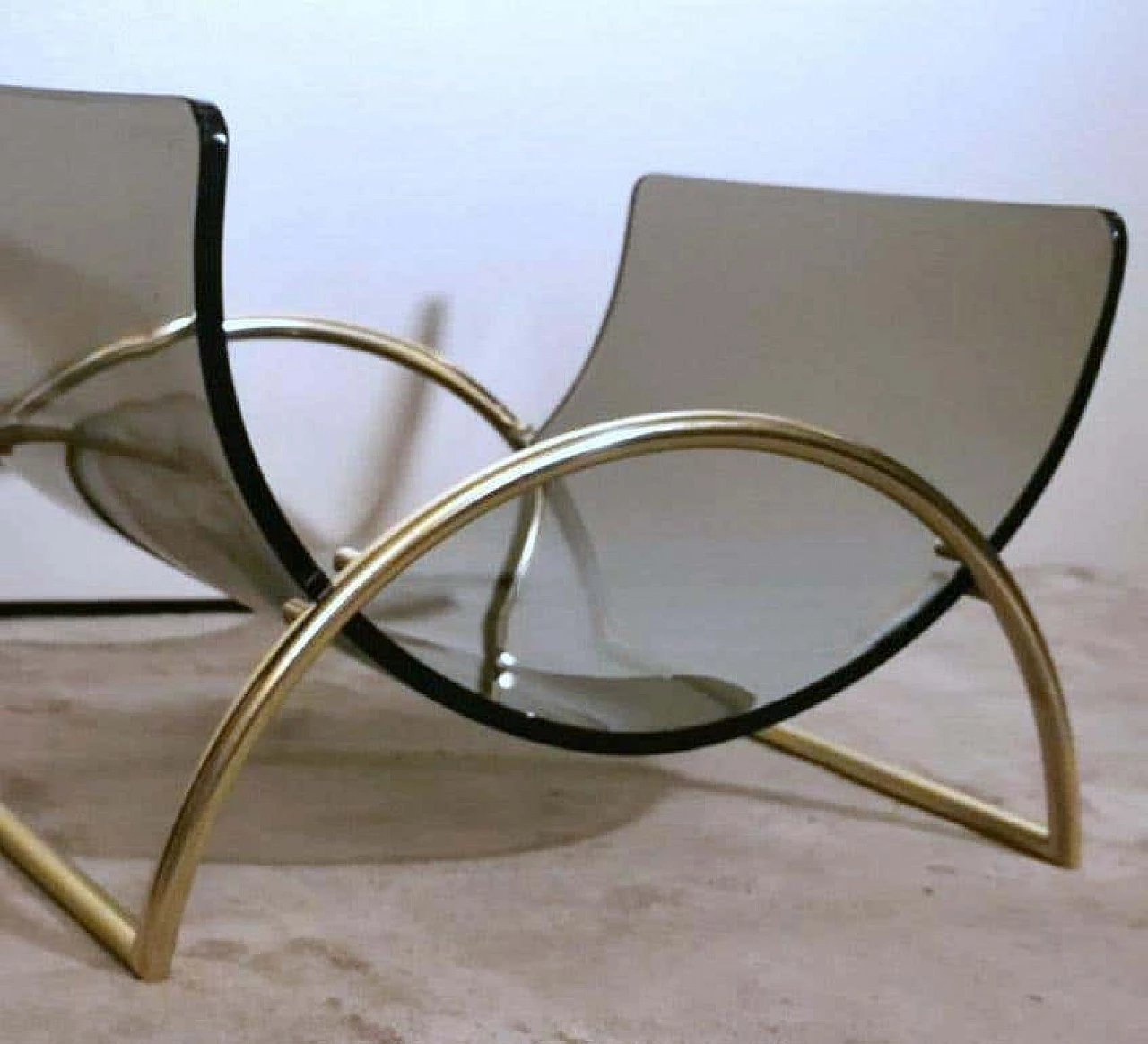 Smoked crystal and brass magazine rack attributed to Gallotti & Radice, 1970s 5