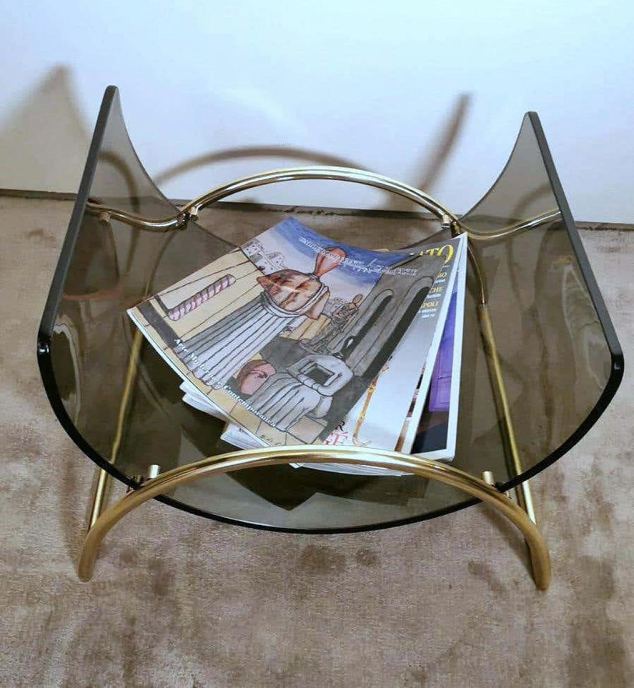 Smoked crystal and brass magazine rack attributed to Gallotti & Radice, 1970s 15