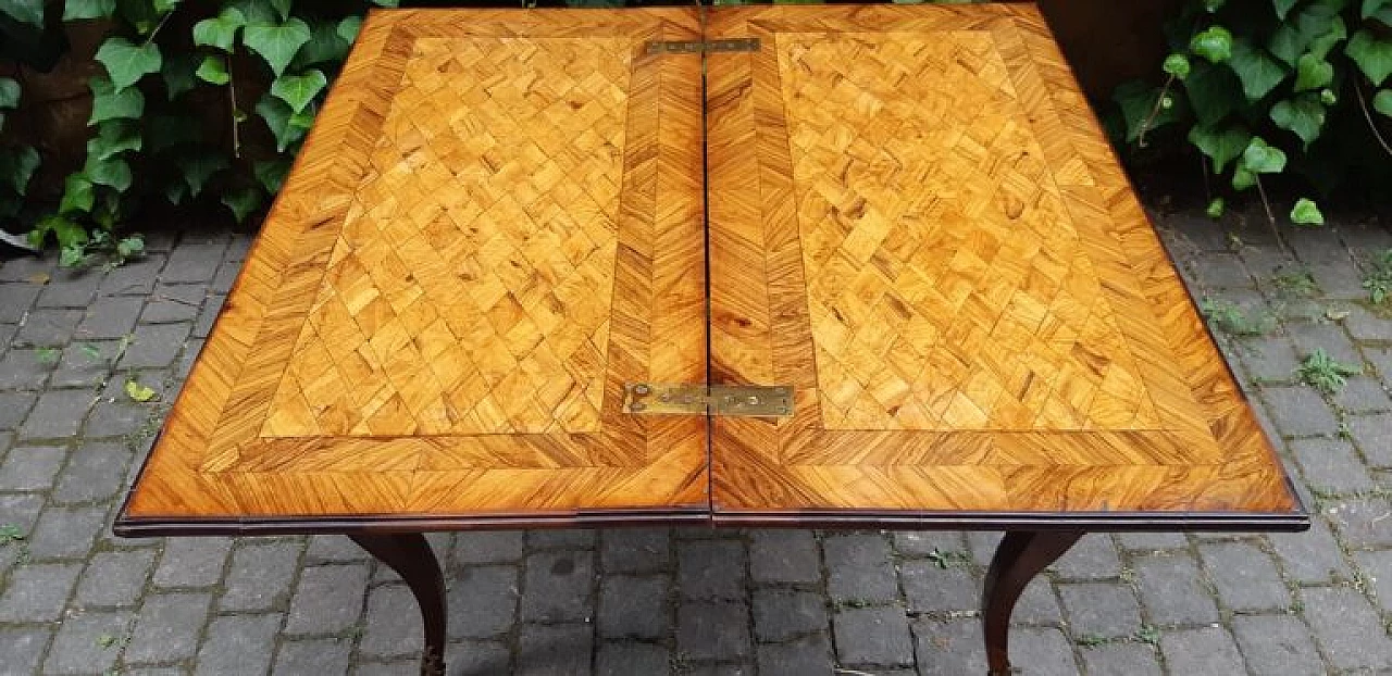 Walnut and olive briar game table, mid-20th century 1