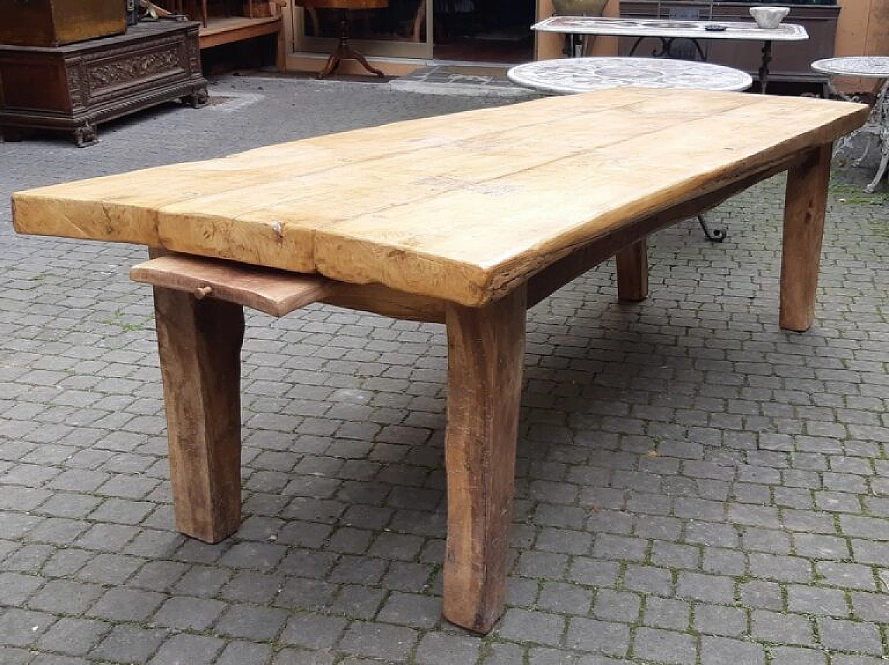 Rustic Tuscan oak and cedar table, early 20th century 9