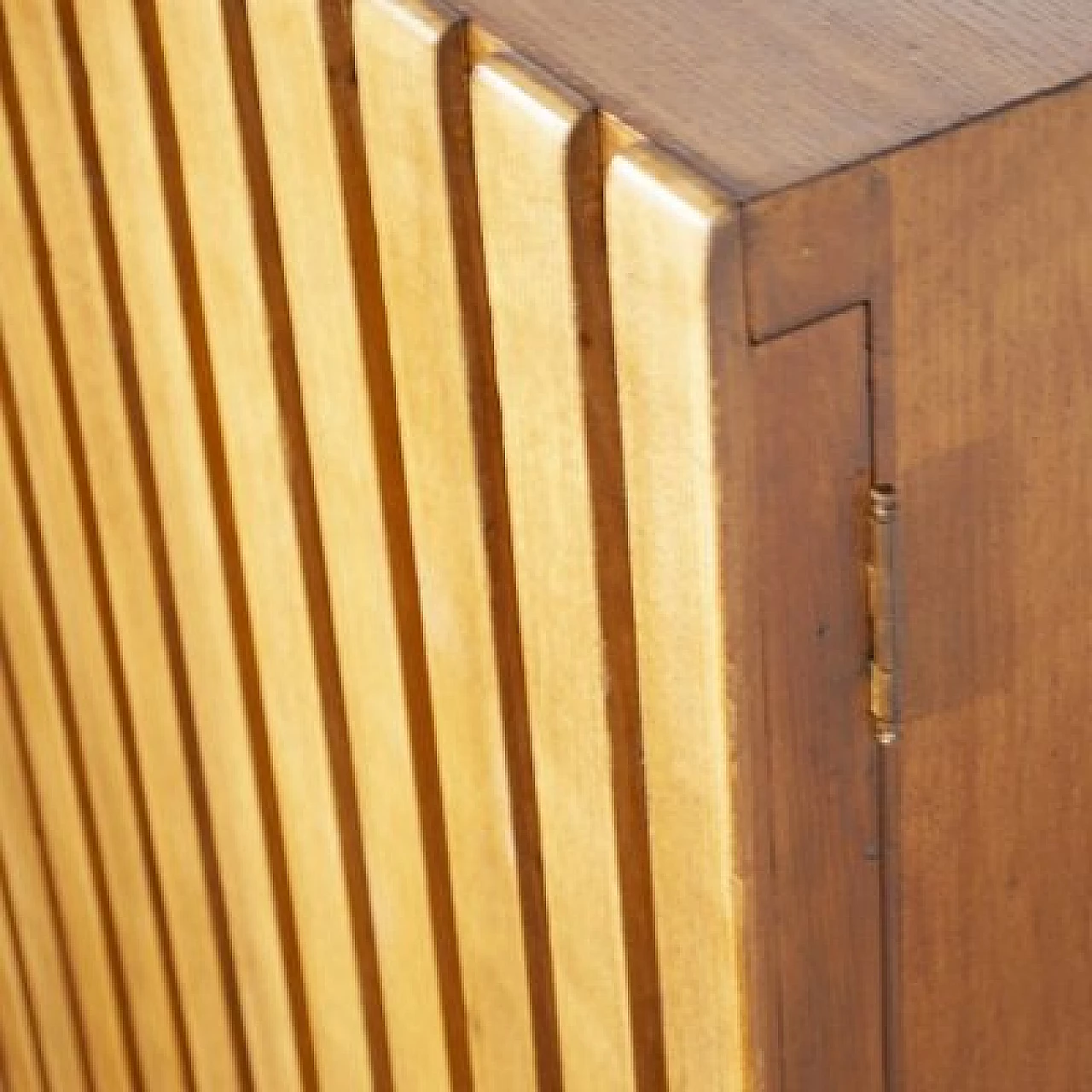 Light oak sideboard with two side doors in the style of Carlo Mollino, 1950s 10