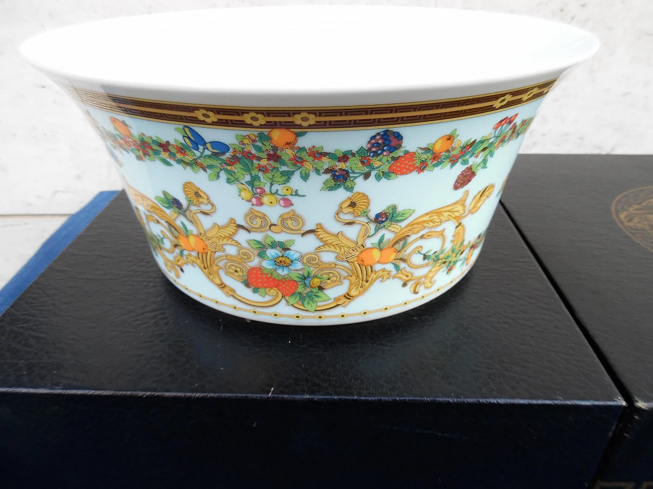 Le Jardin des Papillons ceramic bowl by Versace/Rosenthal 4