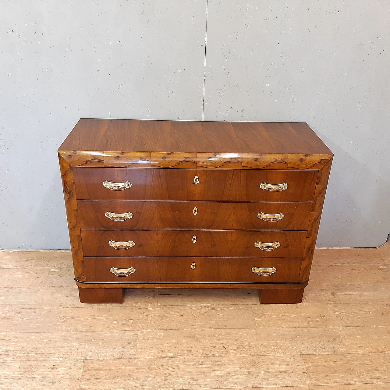 Art Deco walnut dresser with briarwood edges and brass handles, 1930s 2