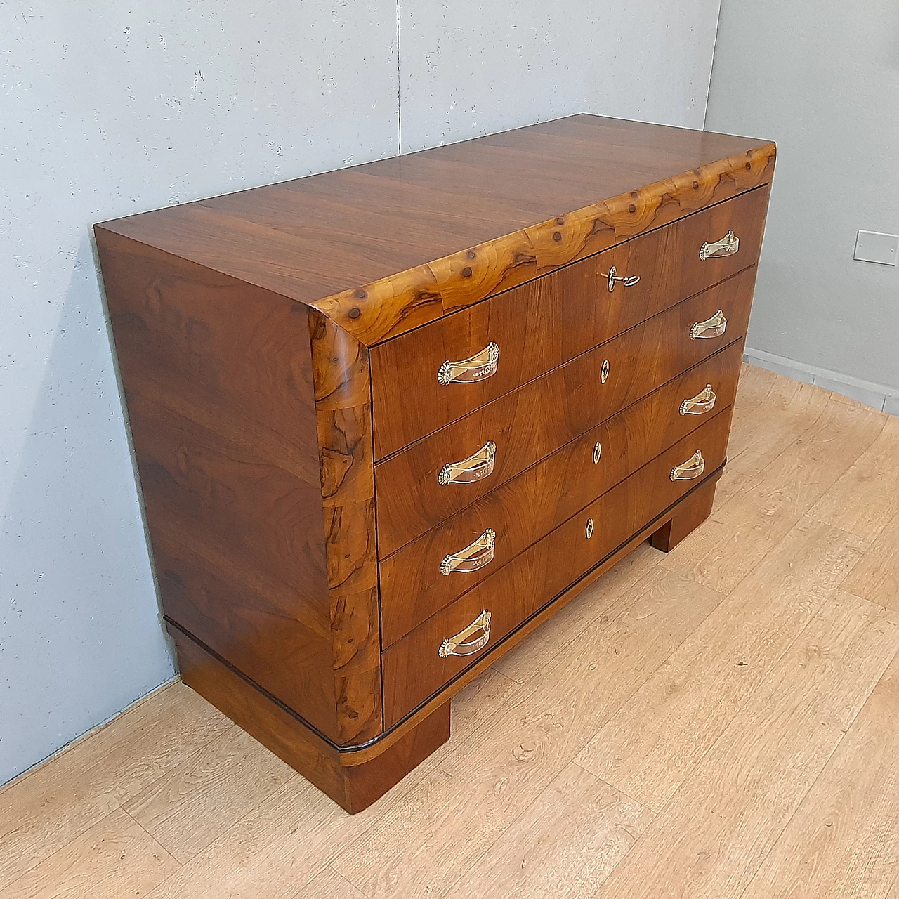 Art Deco walnut dresser with briarwood edges and brass handles, 1930s 4