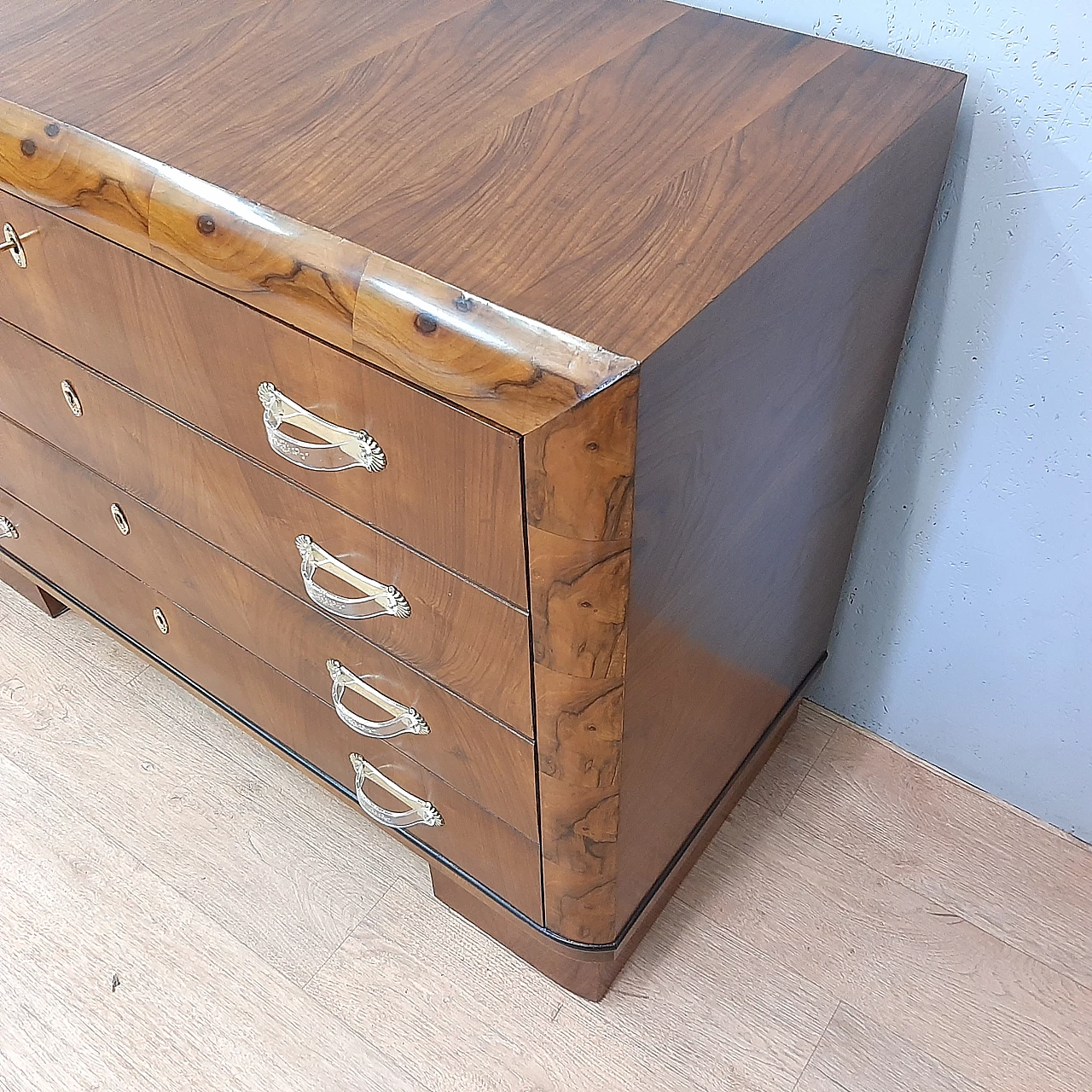 Art Deco walnut dresser with briarwood edges and brass handles, 1930s 5