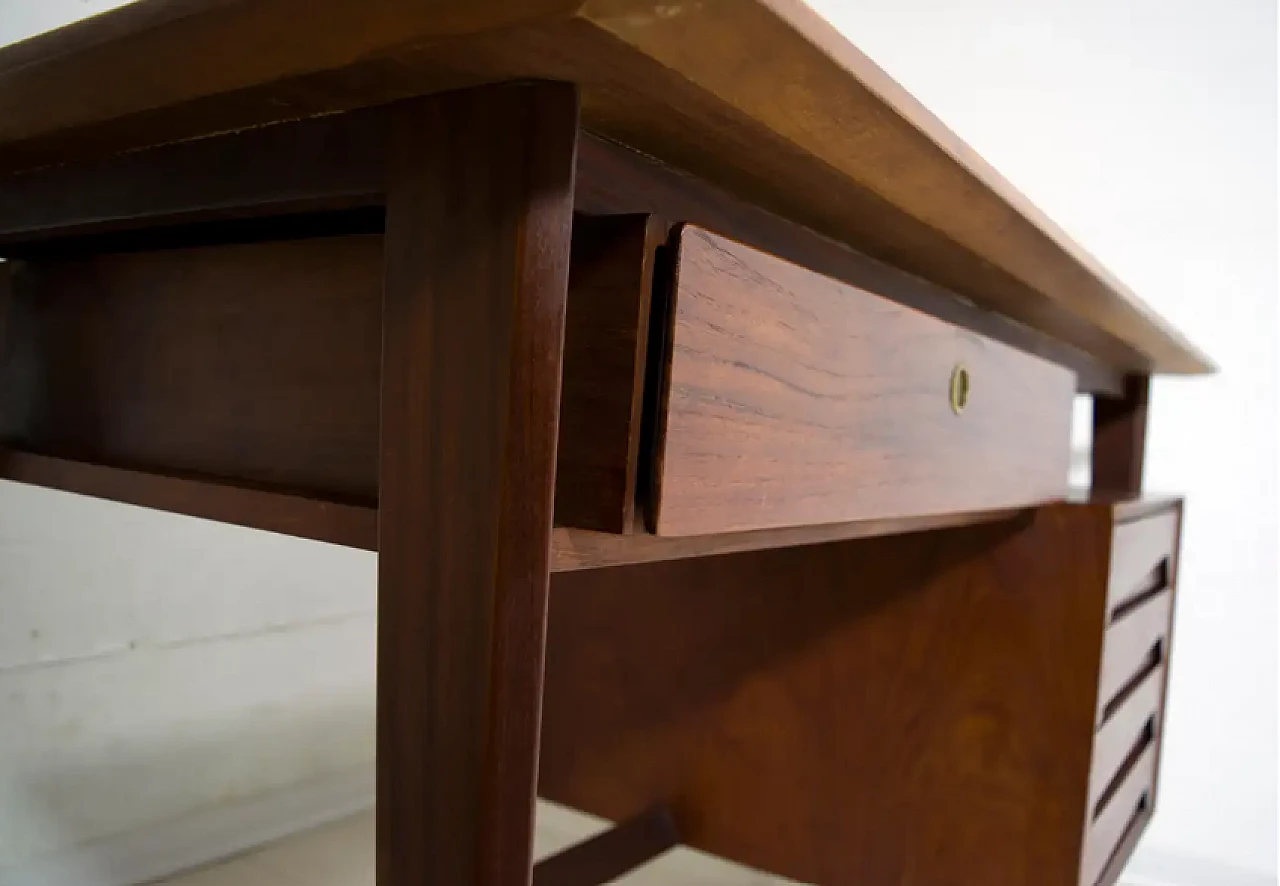 Teak wood desk and chair by Vittorio Dassi, 1950s 7