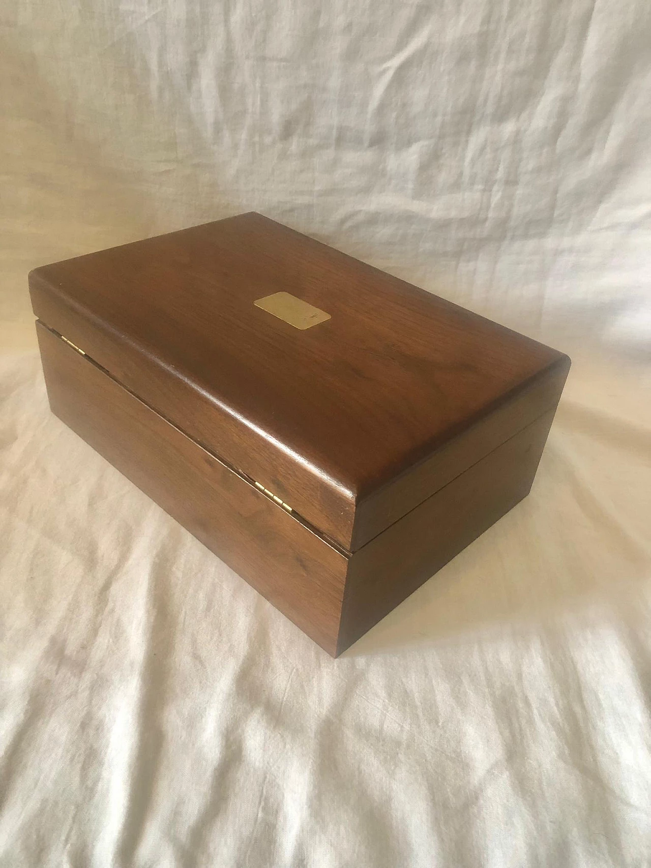 Walnut box with gilded plate, 1950s 12