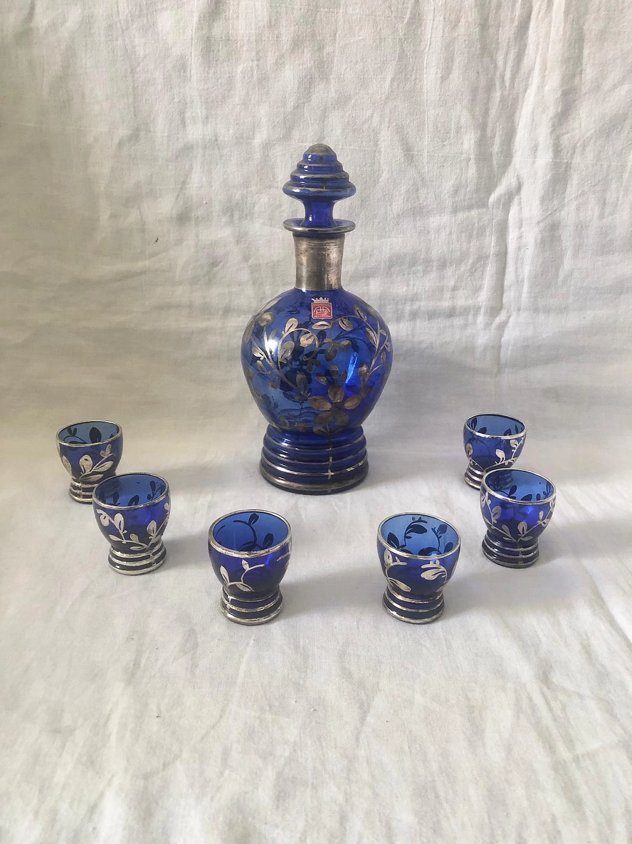 6 Art Deco glass liqueur cups and decanter, 1940s 4