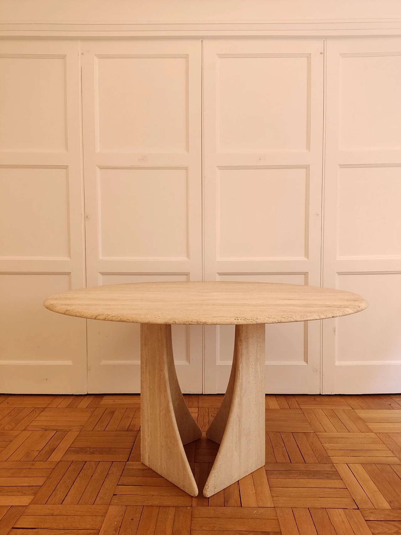 Round travertine table with helicoidal base by Claude Berraldacci, 1990s 6