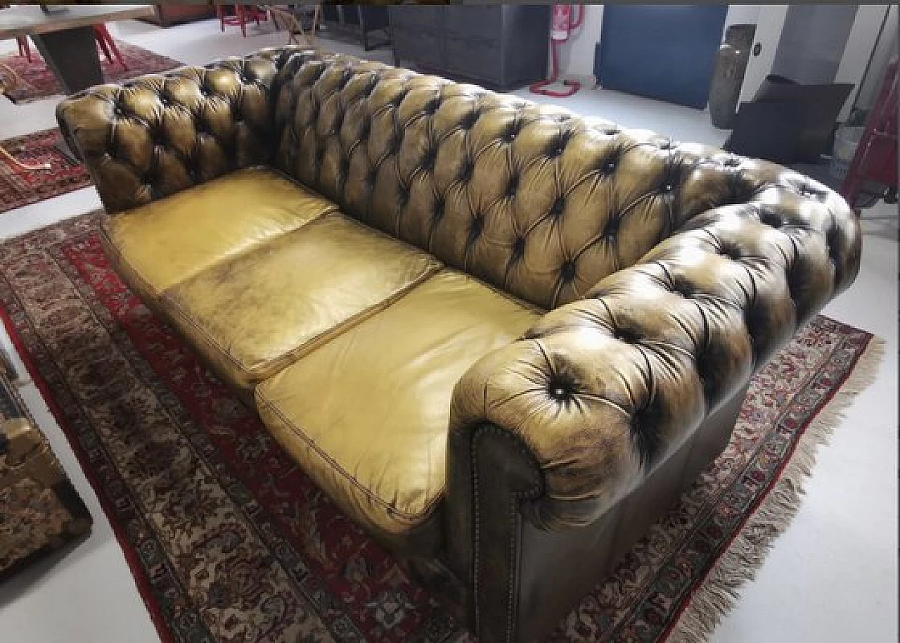 Chesterfield three-seater oak and leather sofa, 1940s 2