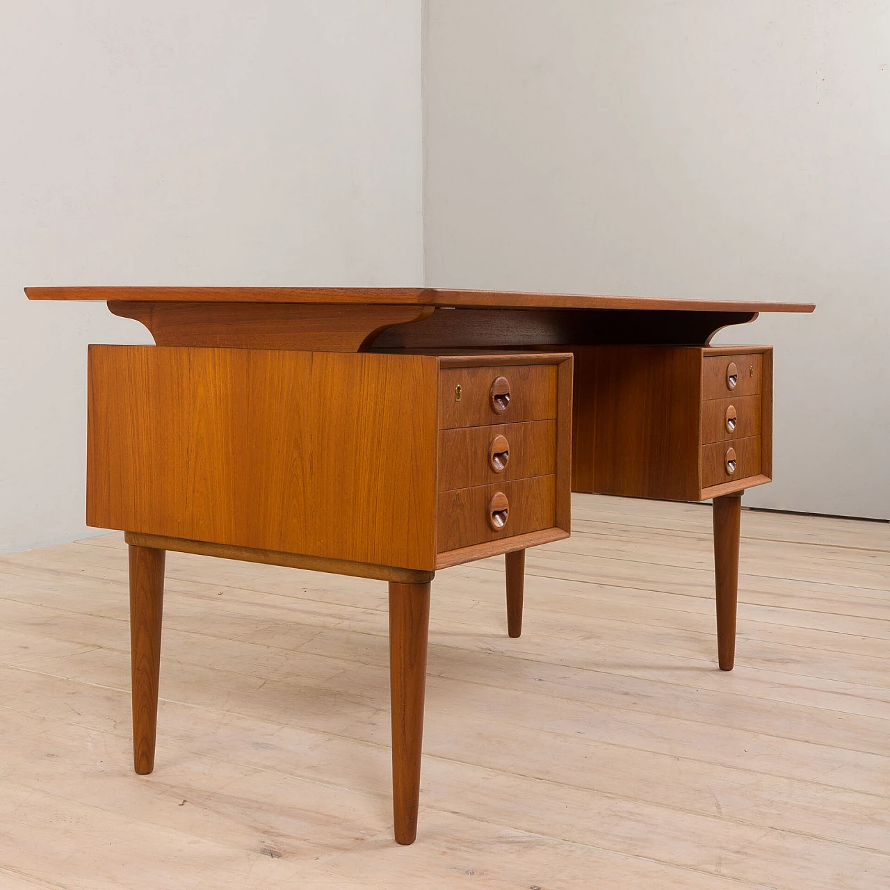 Teak desk in the style of Kai Kristiansen, 1960s 17