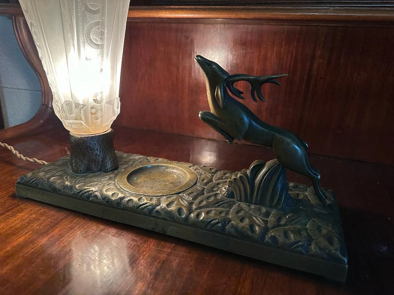 Art Deco bronze and glass table lamp with fawn 1