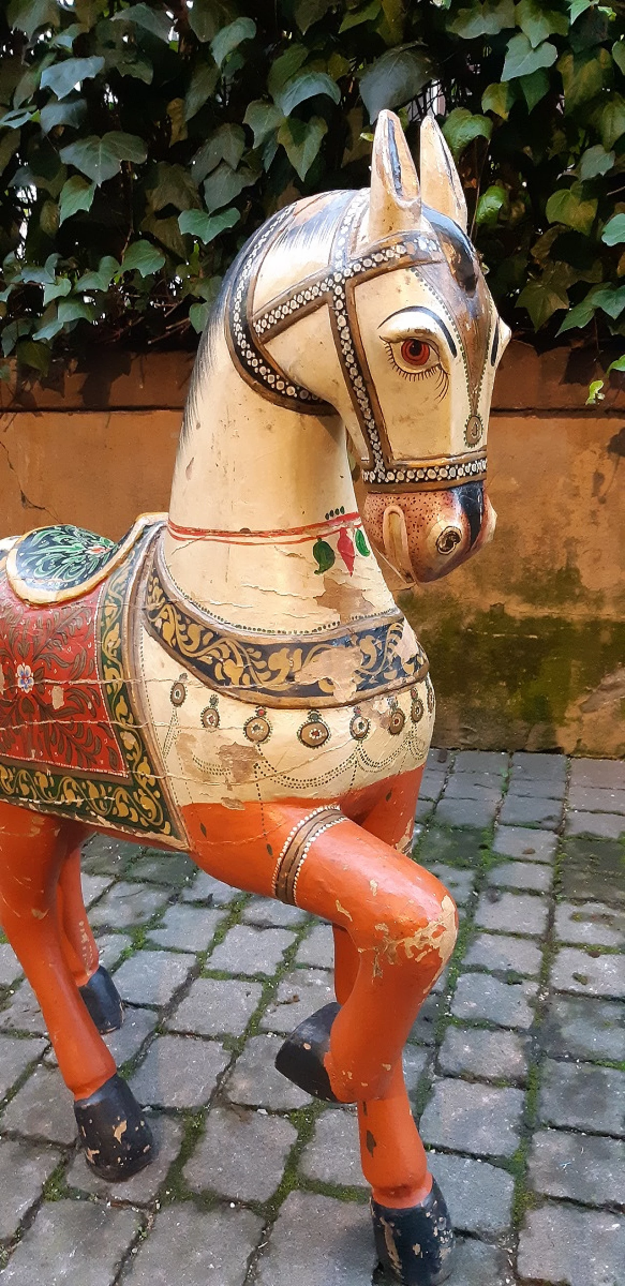 Scultura di cavallo in legno dipinto e decorato a mano, fine '800 2