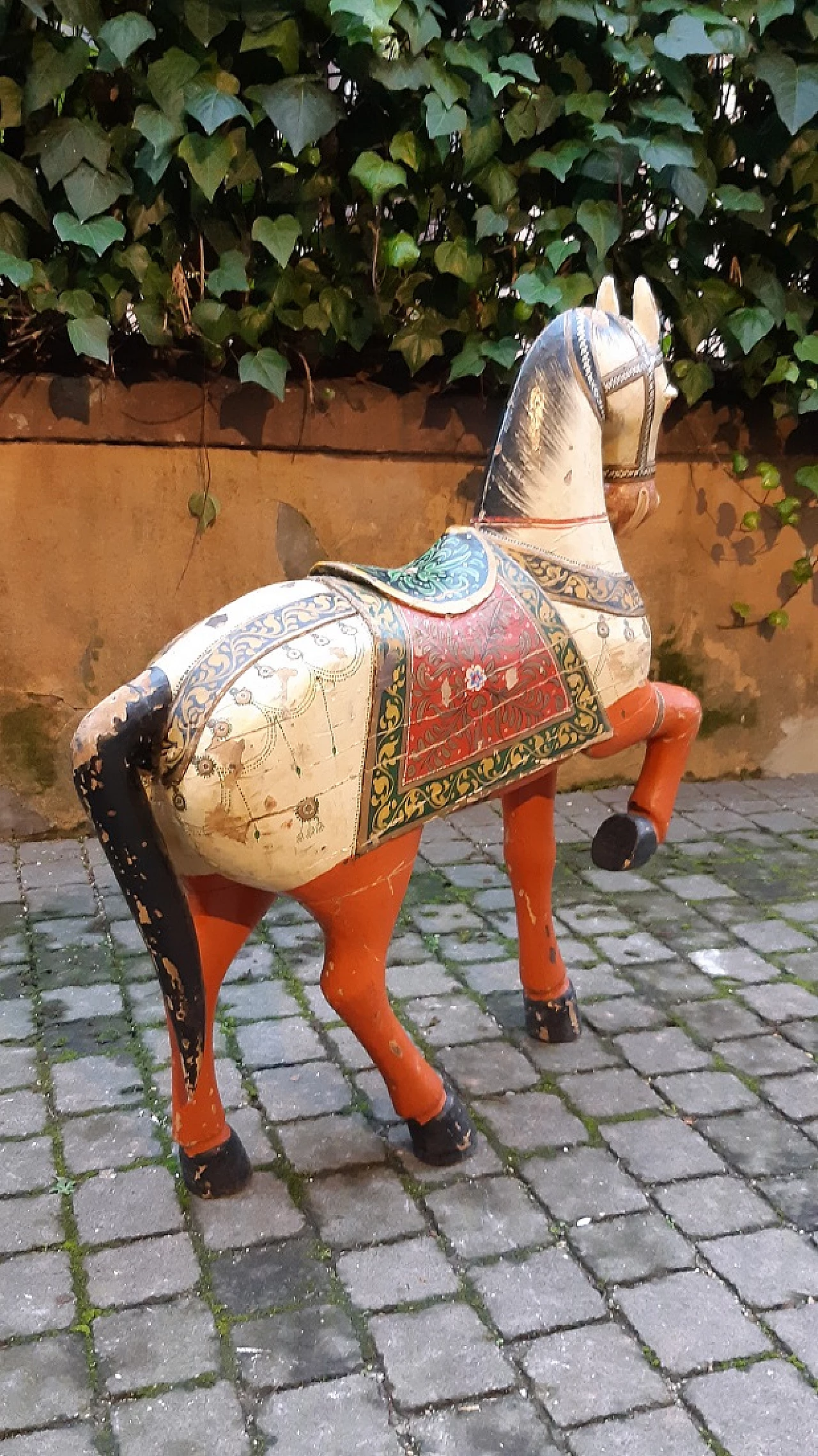 Scultura di cavallo in legno dipinto e decorato a mano, fine '800 5