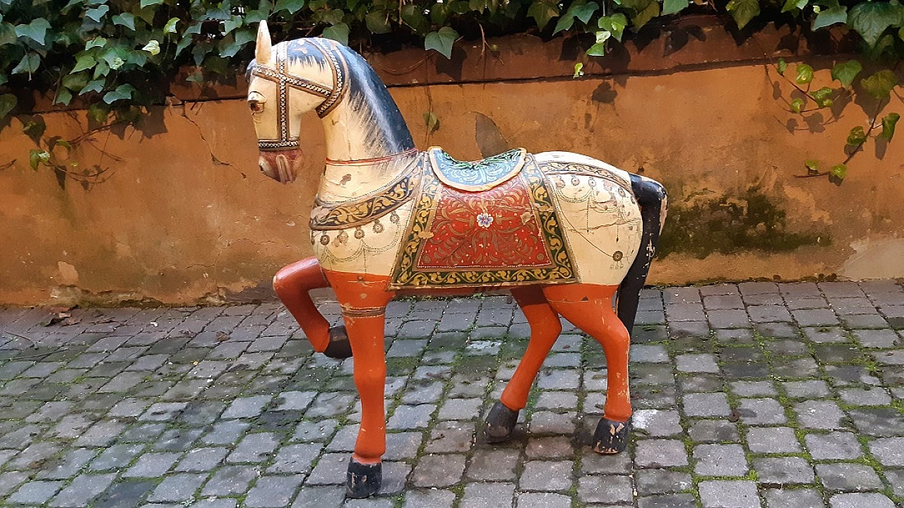 Scultura di cavallo in legno dipinto e decorato a mano, fine '800 8