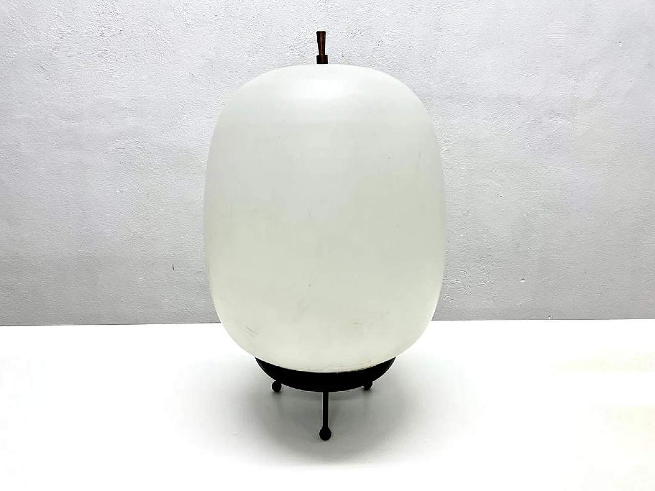 Opaline glass and metal table lamp by Stilnovo, 1950s 3