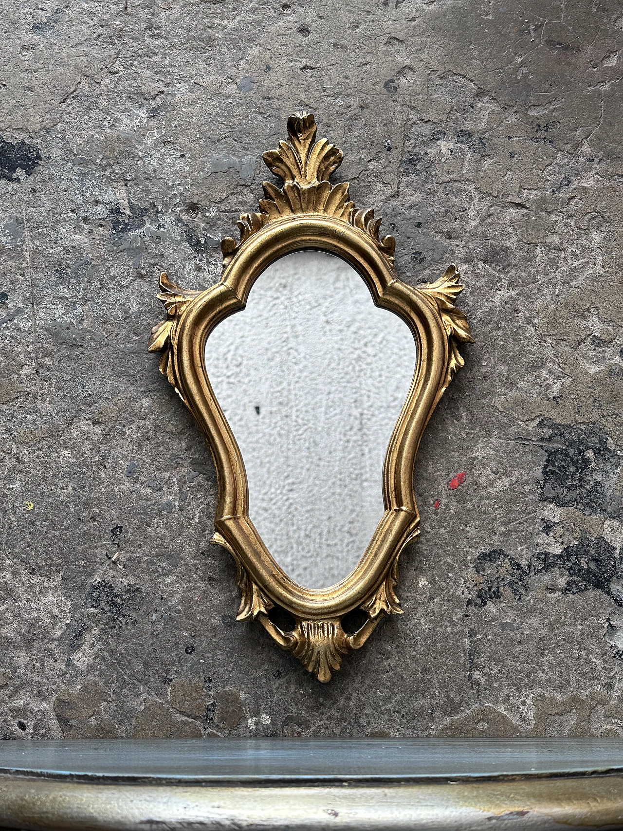 Pair of consoles and pair of mirrors in painted and gilded wood 3