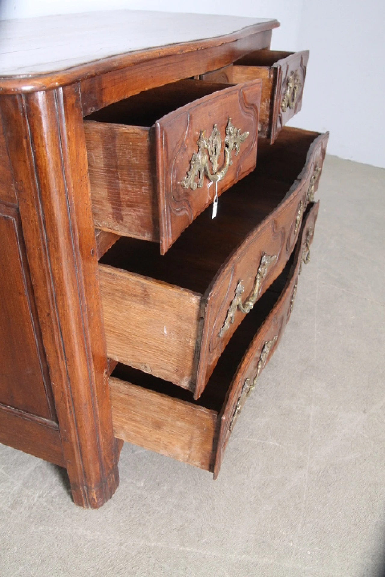 Louis XVI solid walnut dresser with bronze handles, late 18th century 13