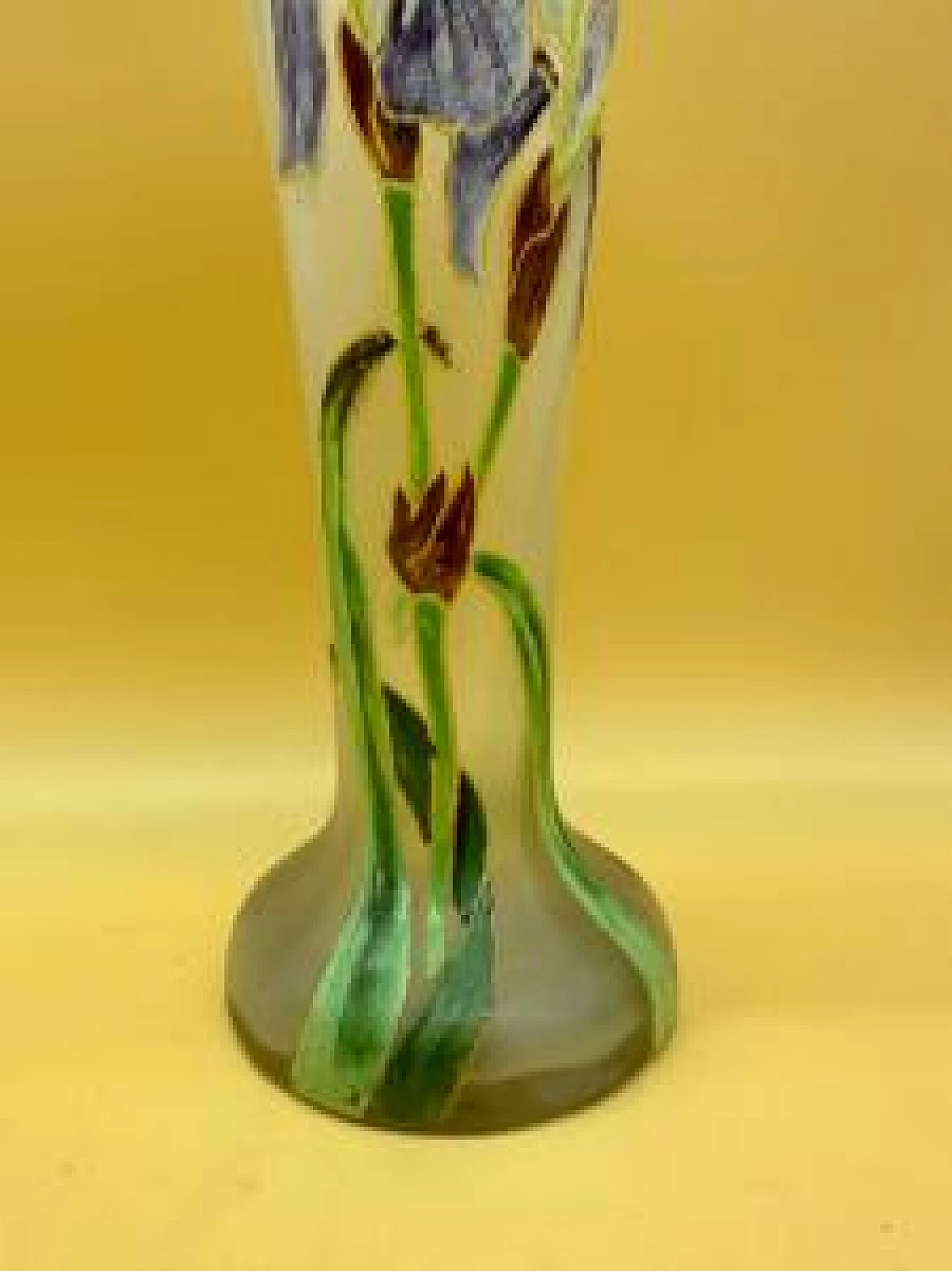 Frosted glass vase with floral motif in relief 1