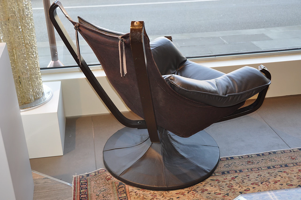 Leather swivel armchair, 1980s 4